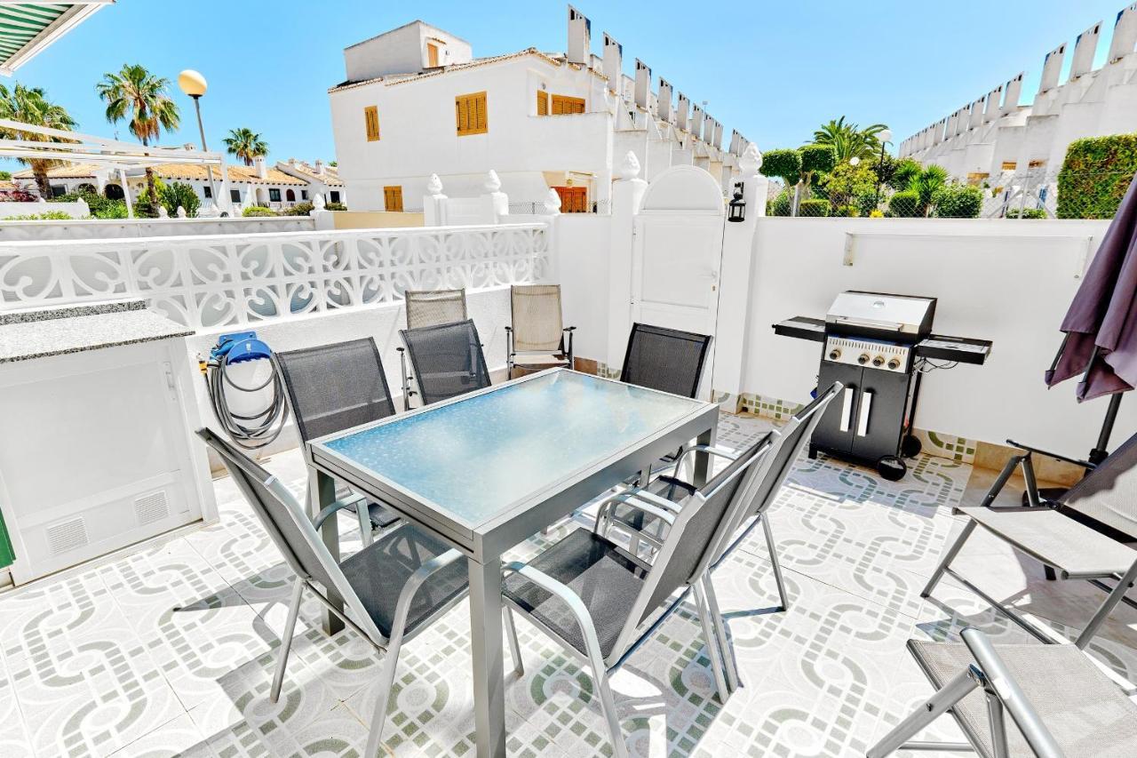 Espanhouse Sonia In La Zenia Playas De Orihuela Eksteriør billede